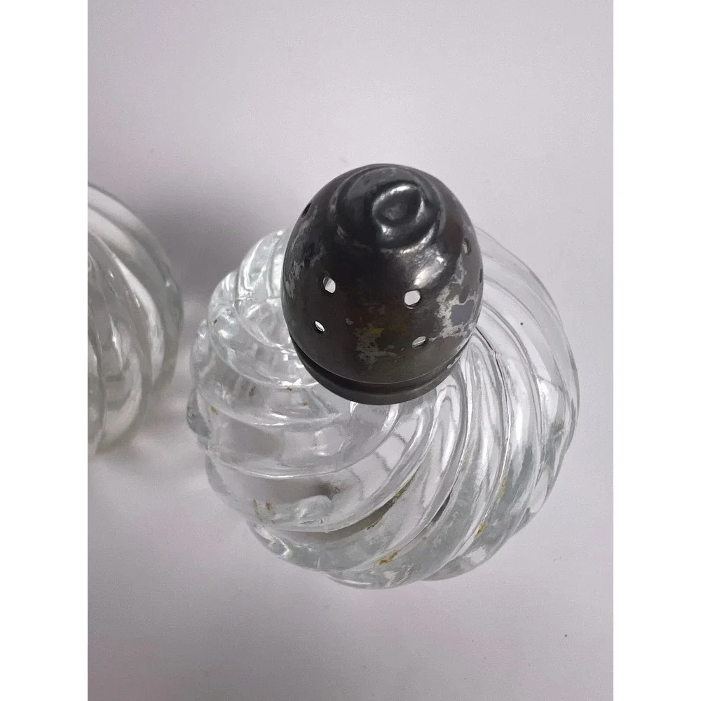 Vintage Glass Salt Pepper Shakers Set Silver Tone‎ Metal Caps Ornate Etched